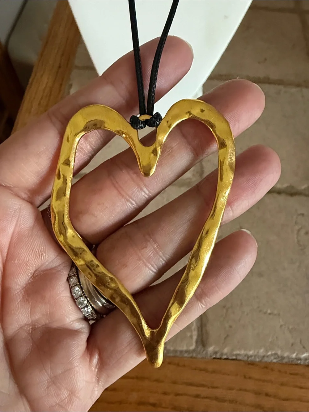 N/A elegant gold